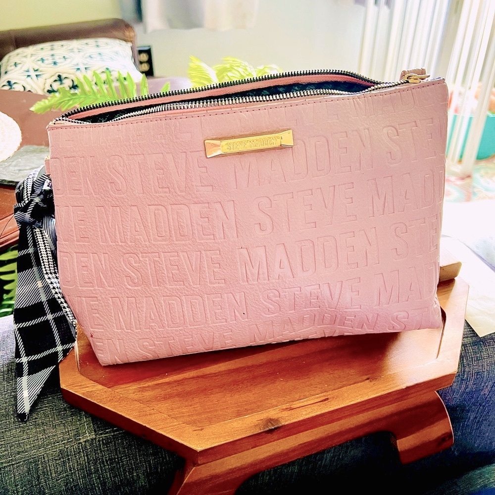 Steve Madden Pink Textured Bag